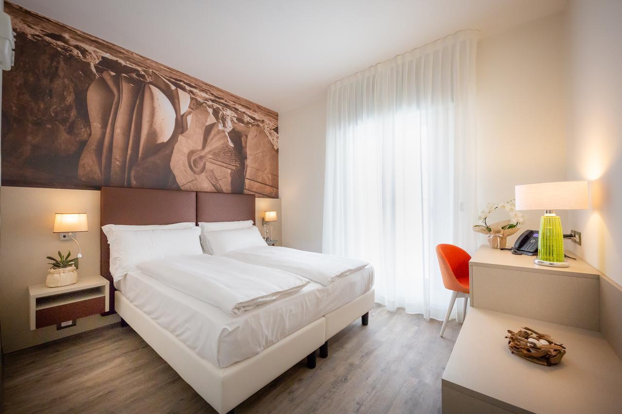 Casa Costiera Hotel